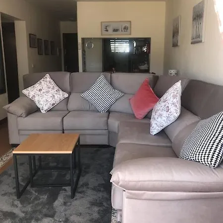 Marina Dor - Cala Egos- Sunny Ground Floor With Large Garden דירה Cala D´Or