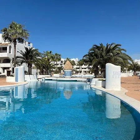 דירה Marina Dor - Cala Egos- Sunny Ground Floor With Large Garden