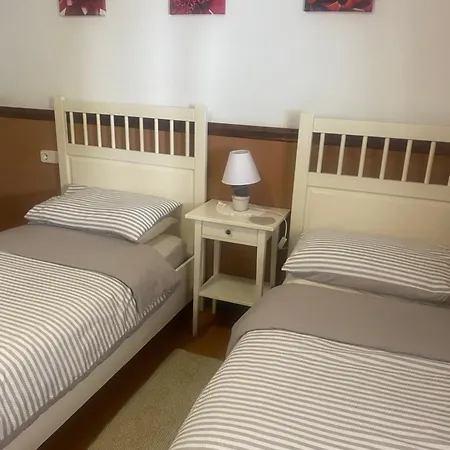 Marina Dor - Cala Egos- Sunny Ground Floor With Large Garden